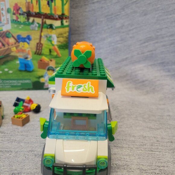LEGO City 60345 Farmers Market Van - Picture 7 of 14